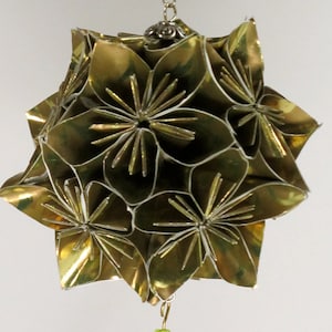 CHRISTMAS Gift STAR Kusudama Modular Origami HANDMADE in Shimmery Gold Metallic Paper, Displayed on Metal Ornament Stand OOaK image 2