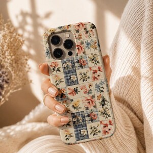Vintage Patchwork Floral Phone Case Tough Case Cute Floral Case Matte Glossy iPhone 17 16 15 14 ProMax SamsungS25 S24 Google Pixel