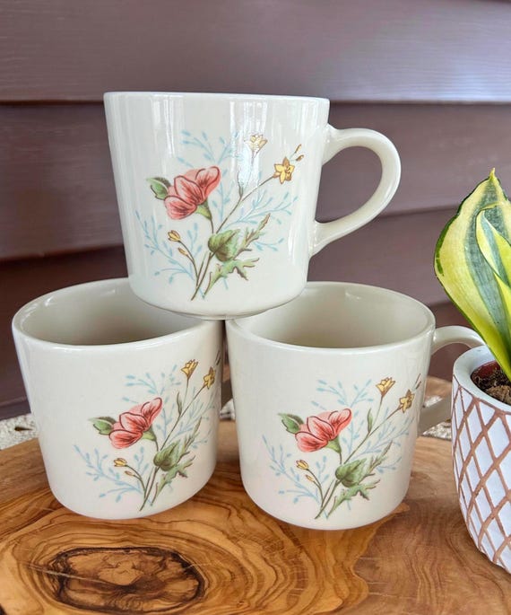 Vintage Small Coffee Mugs 6oz - Corning - Floral Design- Set of 3 - Etsy  Israel