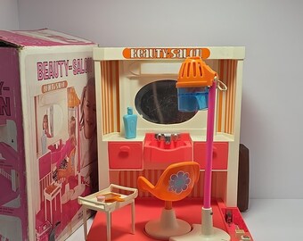 Vintage Sears Big Toy Box Beauty Salon playset for 11 1/2-inch fashion dolls