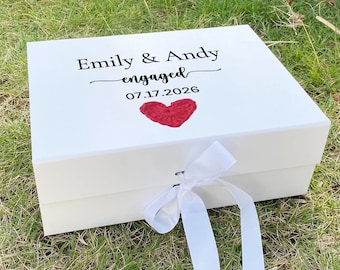 Personalized Bride Emgagement Gift Box, Magnetic Couple Box with Crochet Heart, Gifts for Newlyweds