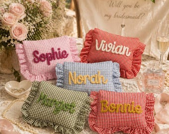 Neceser de viaje con volantes y estampado de cuadros estilo preppy, regalo personalizado para dama de honor, neceser de viaje personalizado.