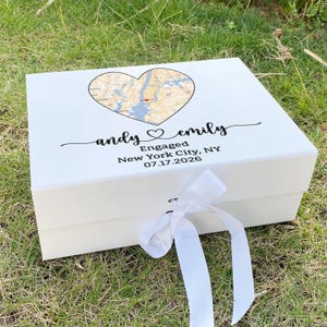 Personalized Couple Gift Box, Custom City Map Magnetic Closure, Engagement Packaging