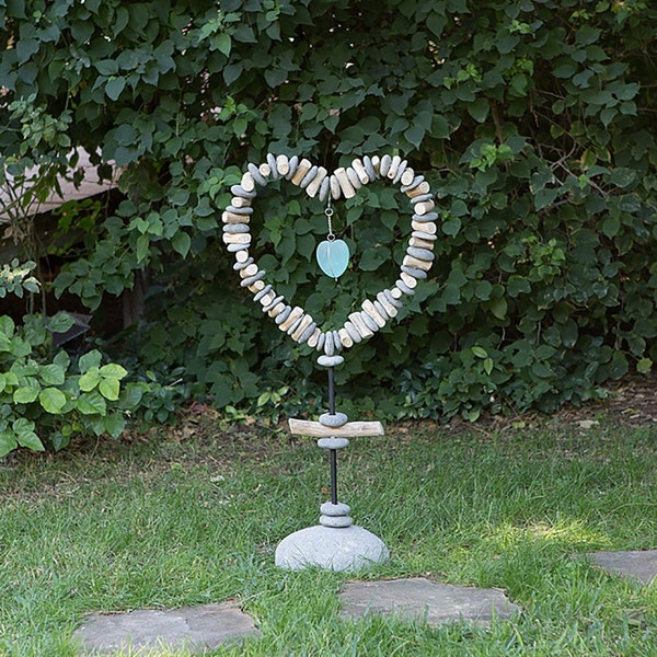 Heart Garden Stand