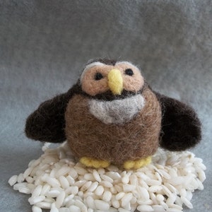 Owen Owl Felted Figurine image 1