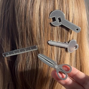 Simulierte Metallwerkzeug-Haarspangen - Schlüssel-Scheren-Lineal-Schraubenseitenclip, Statement-Haarschmuck