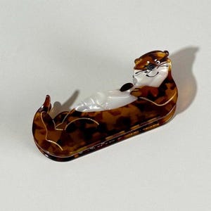Pinza para el cabello con forma de castor sonriente, accesorio para el cabello con forma de animal de acetato, estilo kawaii para mujer.