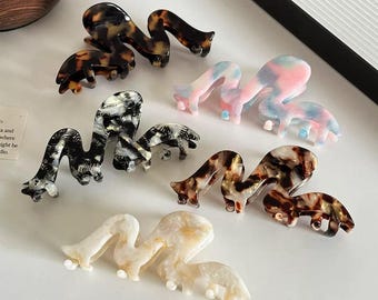 Wavy Acetate Hair Clip – Minimalist Barrette