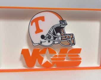 Letrero impreso en 3D con forma de casco de los Vols – Decoración de escritorio para el equipo de fútbol americano de Tennessee