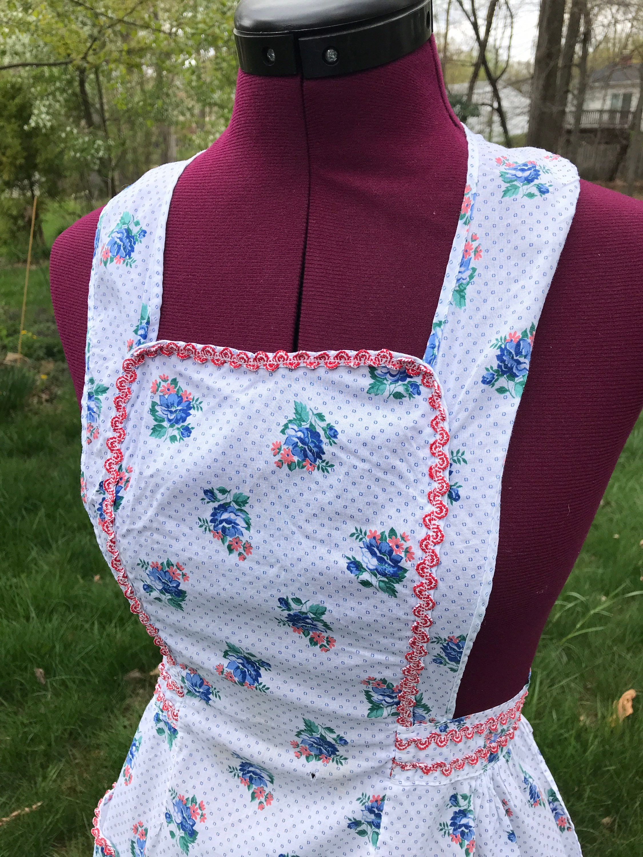 Vintage Apron With Heart Shaped Pockets Etsy UK