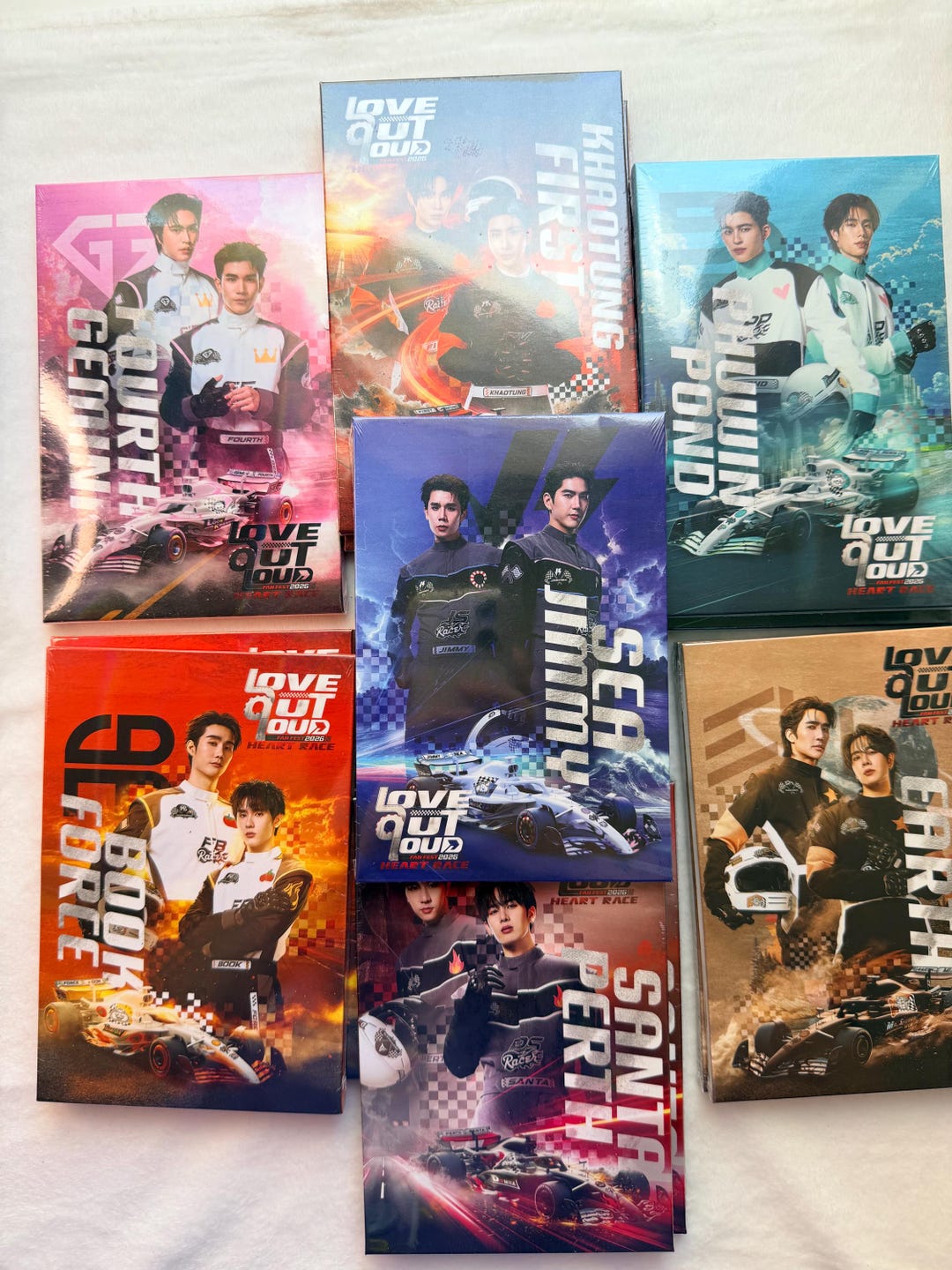 Mini Photo Set | Love Out Loud Fan Fest 2026: Heart Race | Choose