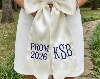 Embroidered bouquet sash, Custom Monogram Prom Keepsake Ribbon, Monogram Satin Prom, Homecoming Bouquet Sash, Personalized Graduation Sash
