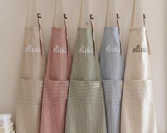 Personligt förkläde för kvinnor, Anpassat köksförkläde med namn, Randigt förkläde med fickor, Vuxenförkläde med justerbar rem, Mors dag-present