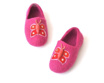 Pink handmade felted slippers - girl - buterfly
