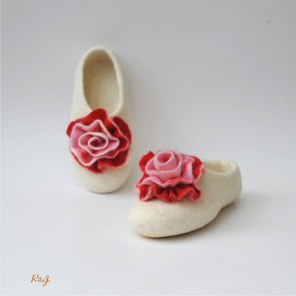 Felted slippers from natural white wool  with roses.
