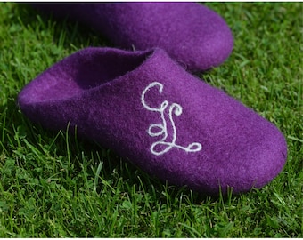 Handmade wool felted slippers with soles -purple-personalized-personalized shoes-Monogrammed shoes