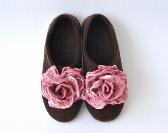 Felted slippers from softest merino wool with pair felted roses brooches