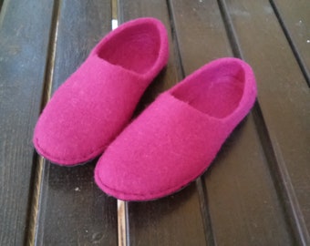 Handmade Wool Felted Slippers With Rubber Soles House Shoes - Etsy