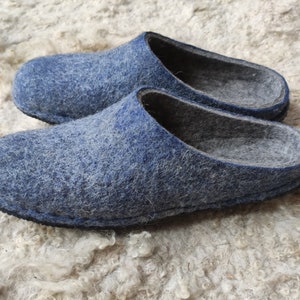 Handmade wool felted house shoes with Coutchouc soles mens slippers organic wool gray blue slippers mens shoes image 2