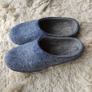 Handmade wool felted house shoes with Coutchouc soles mens slippers organic wool gray blue slippers mens shoes image 7