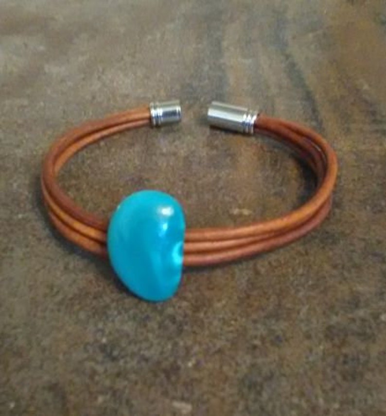Leather Bracelet wQuartz Gem Stone