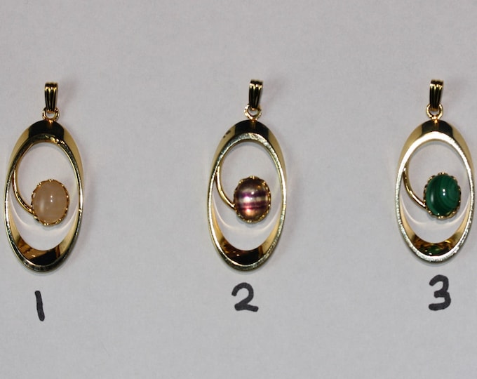 Oval Orbit Pendant with 8 x 10 stone