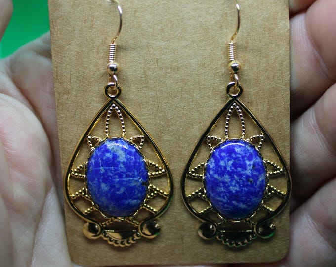 Earrings - Pineapple Oval Design w/13 x 18mm Lapis - Item 3341