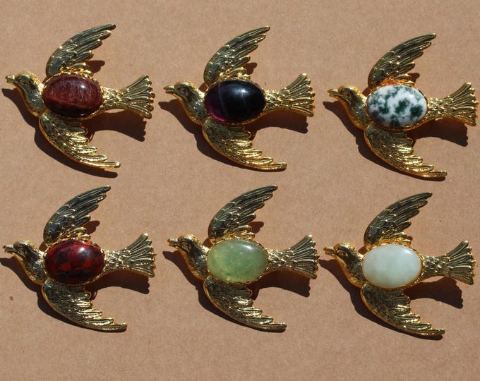 Dove Brooch, Gold Plated with a 13 x 18 mm Gemstone Cabochon