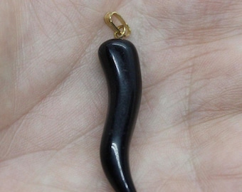 Blackstone Saber Tooth stone pendant - Package of 6