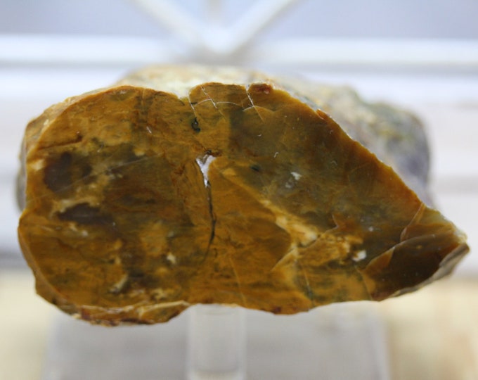 Carnelian Agate Specimen - R02012