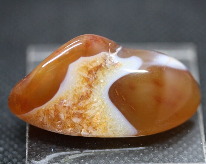 Carnelian Agate Specimen - R02636