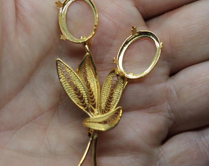 Bouquet Brooch or Pin