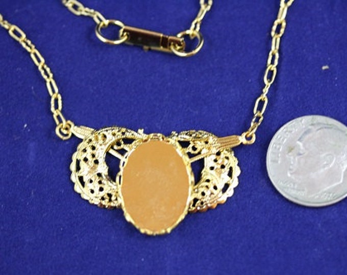 Bunns Pendant with Chain  (2507) - Package of 3