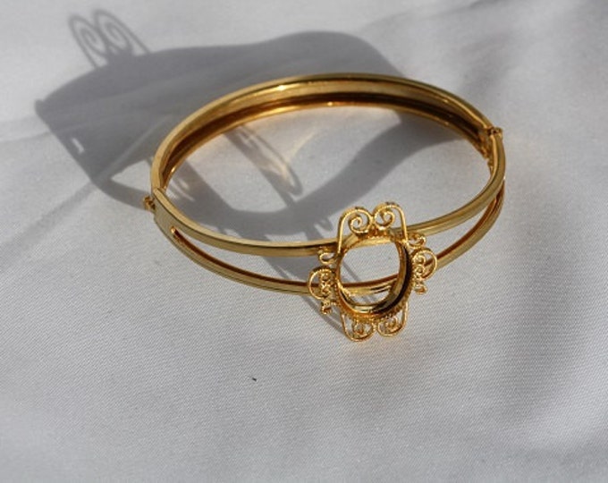 Scroll Bracelet