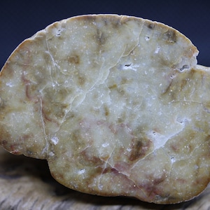Roadside Agate from South of the Badlands, South Dakota - Item R02606