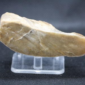 Roadside Agate from South of the Badlands, South Dakota - Item R02616