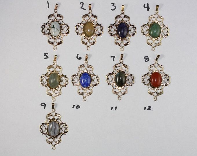 Gold Plated Pendant with 13 x 18 mm Cabochon