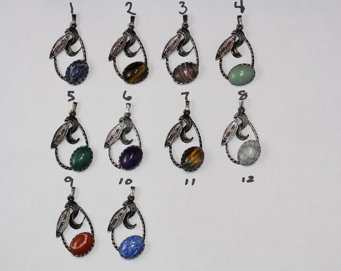 Ribbon Noose Pendant with 13x18 Gemstones
