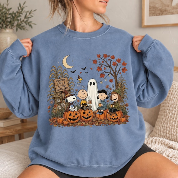 Ghost Pumpkin Cartoon Shirt, Retro Halloween Tee for Women, Spooky Fall Shirt