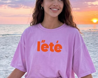 Maglietta estiva L'Été, T-shirt Comfort Colors 1717, T-shirt estiva francese, Maglietta colorata per le vacanze, T-shirt per le vacanze al mare, Top estivo retrò