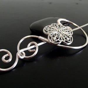 Flower Brooch pin, Shawl Pin, Scarf Pin, Sweater Brooch, Knitting Accessories, Silver Wire pin