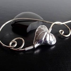 Heart Pin, Shawl Pin, Scarf Pin, Sweater Brooch, Heart brooch, Knitting Accessories, Wire Pin, Women&#39;s Accessory