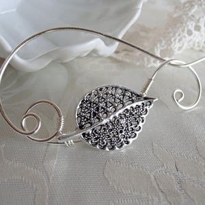 Leaf Shawl Pin, Scarf Pin, Wire Wrapped Jewelry, Pin for knitters, Wirework image 4
