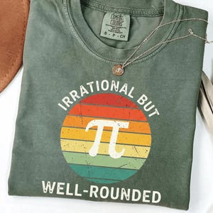 T-shirt de maths rétro irrationnel mais bien arrondi Comfort Colors® pour la célébration du Pi Day, cadeau humour vintage nerd math