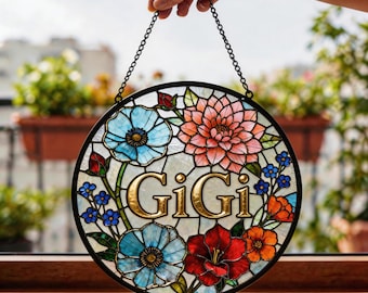 Personalized Gigi Floral Suncatcher, Custom Name Window Hanging, Gift for Grandma, Mom