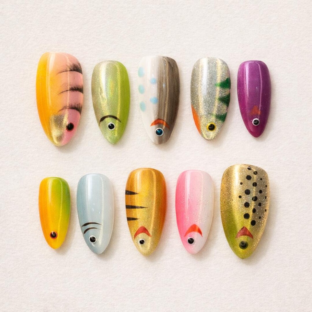 Colorful Fish Press On Nails Fishing Lure Nail Set Ocean Inspired 