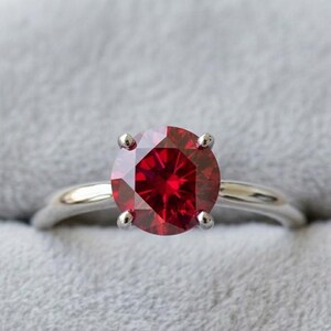 Anillo solitario de rubí redondo brillante, plata de ley, anillo de promesa de piedra natal de julio