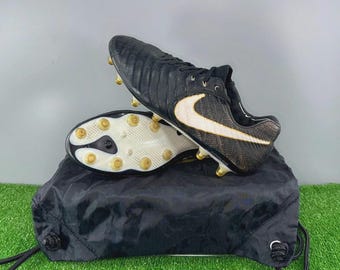 Nike Tiempo Ronaldinho FG R10 315362-027 Elite US 9 Black Boots