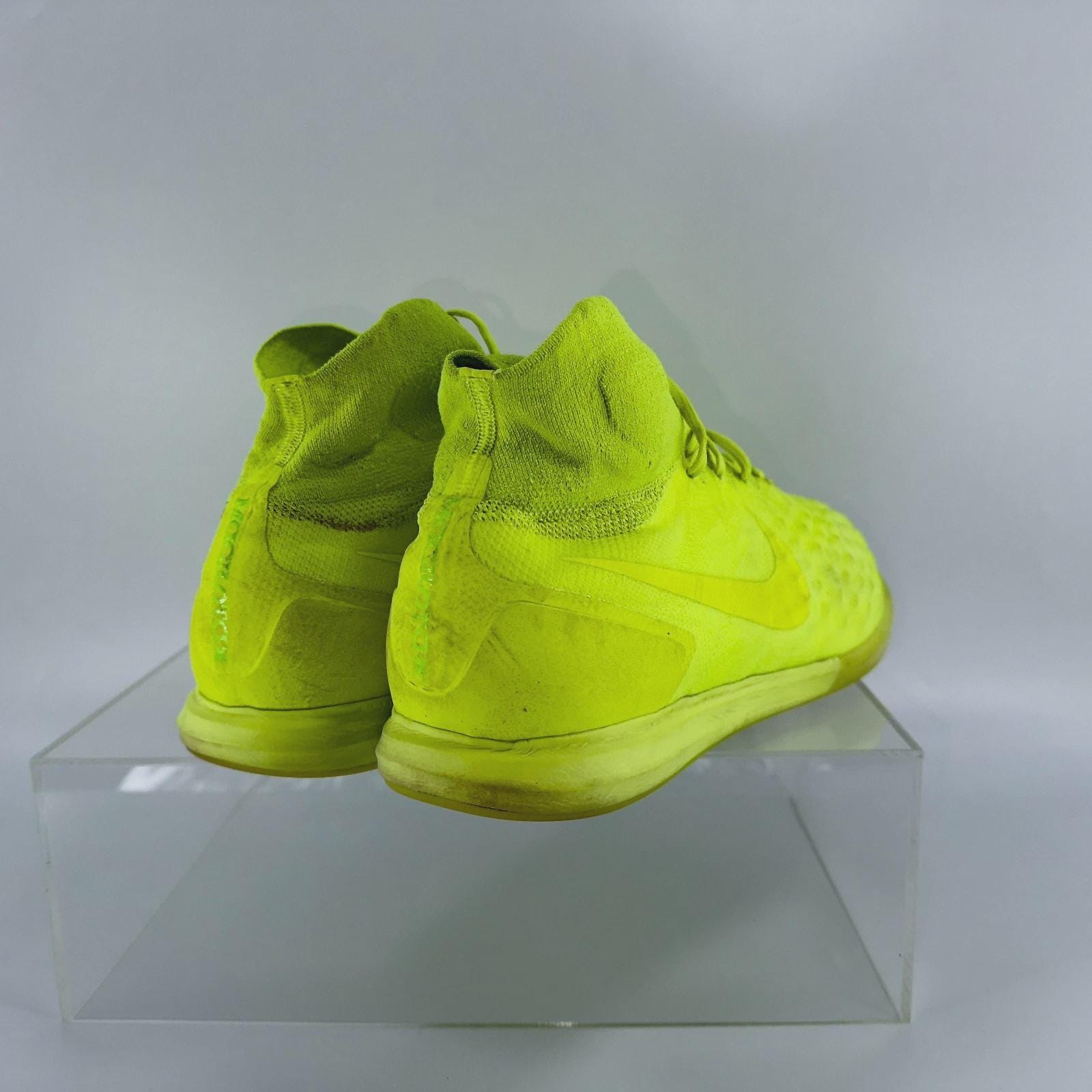Vintage Nike Magistax Proximo II IC 843957-777 Elite US10.5 UK9.5
