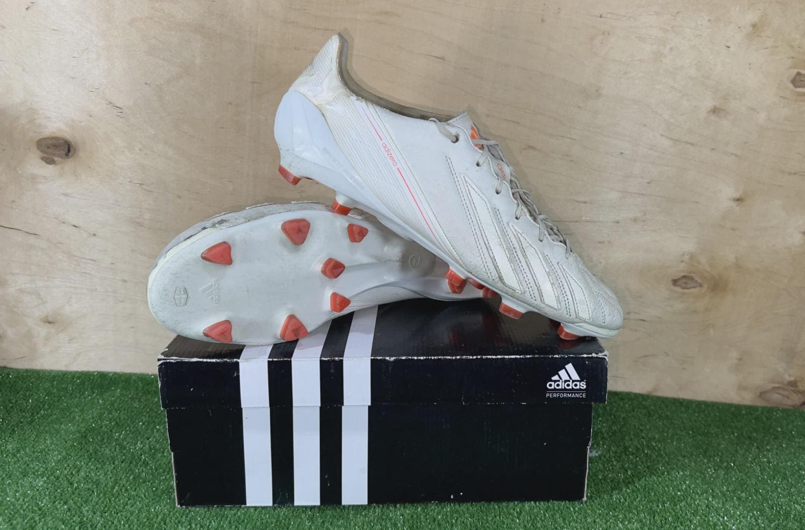 adidas gazelle silver green womens Adidas F50 Adizero TRX FG SYN G40341